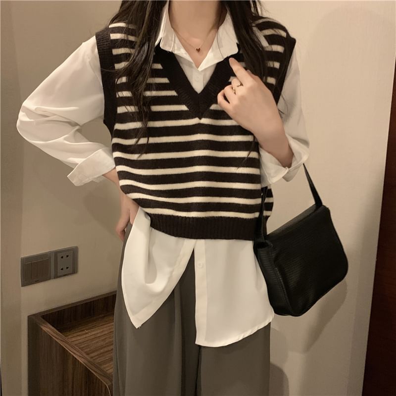 Vest Knit Striped V-Neck