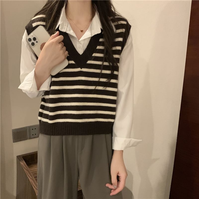 Vest Knit Striped V-Neck