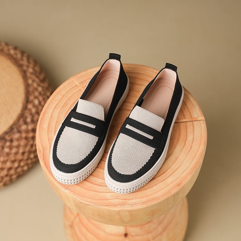Contrast Platform Slip-Ons Trim