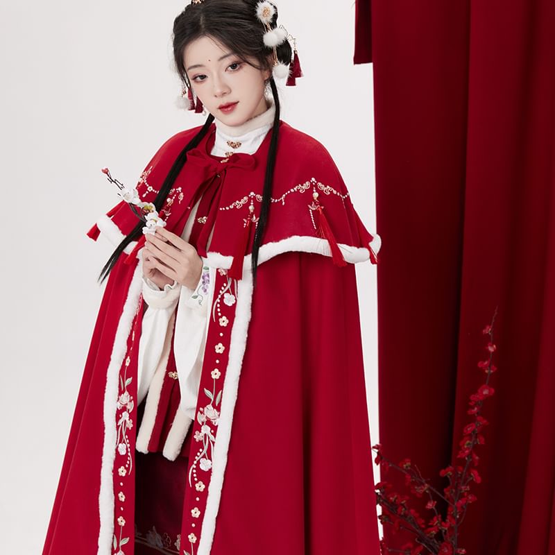 Traditional Chinese Embroidered Open Front Coat / Decorative Collar / Set