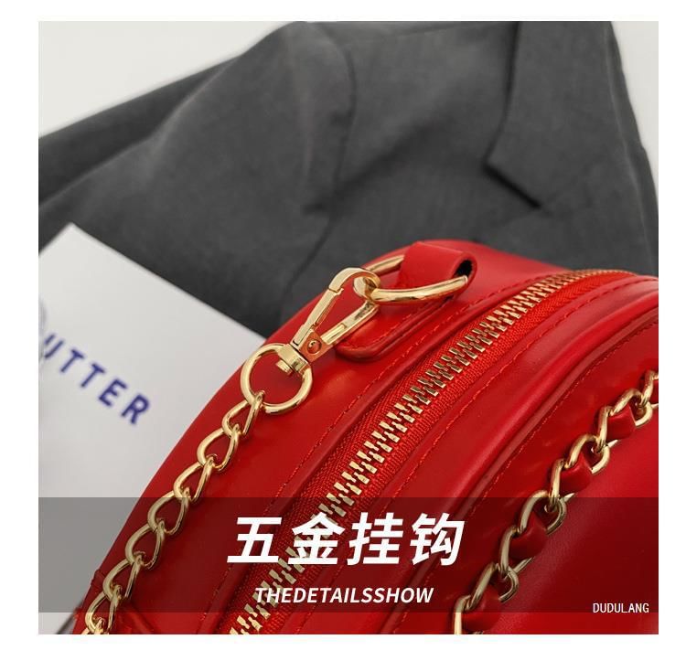 Bag Heart Chained Crossbody