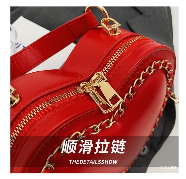 Bag Heart Chained Crossbody