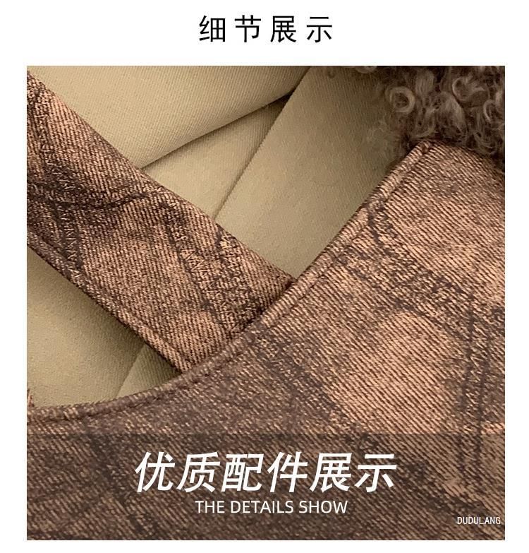 Star Trim Tote Bag Fluffy