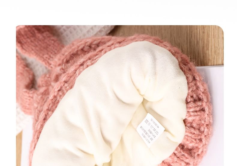 Beanie Ear Applique Lettering Knit Rabbit
