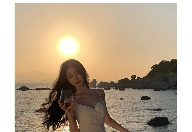 Maxi Dress Neckline A-Line Spaghetti Sweetheart Plain Strap