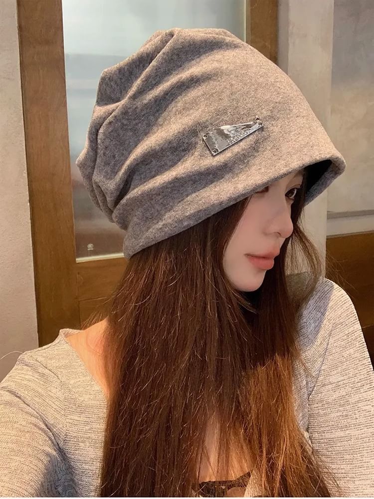 Metal Beanie Plate Knit Slouchy