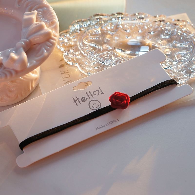 Rose Choker