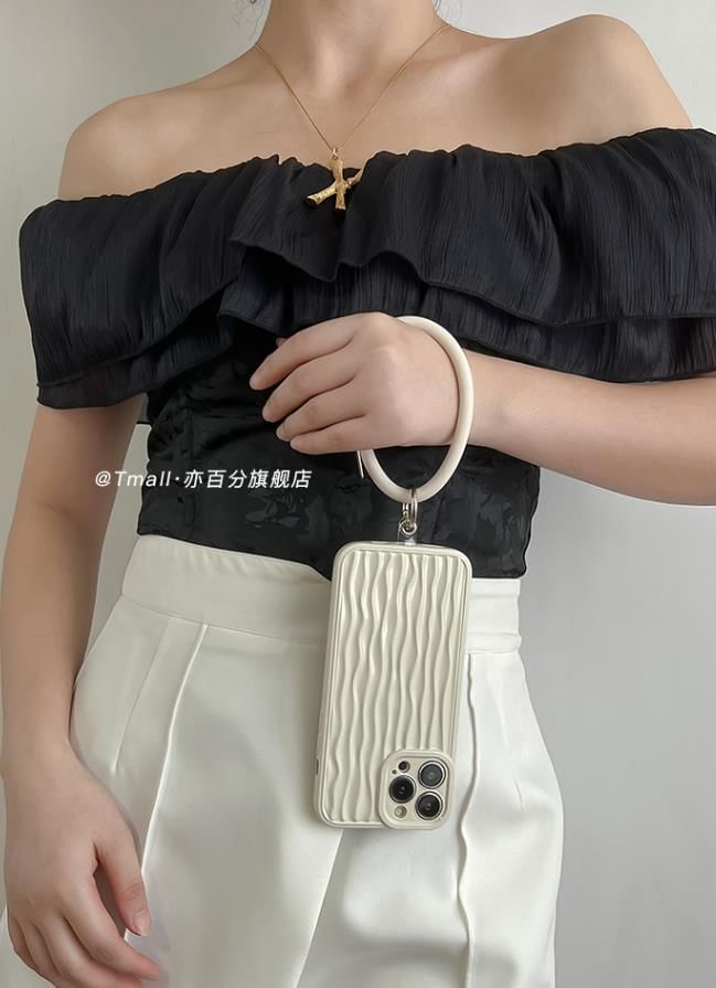 Phone Textured Hoop Charm Case