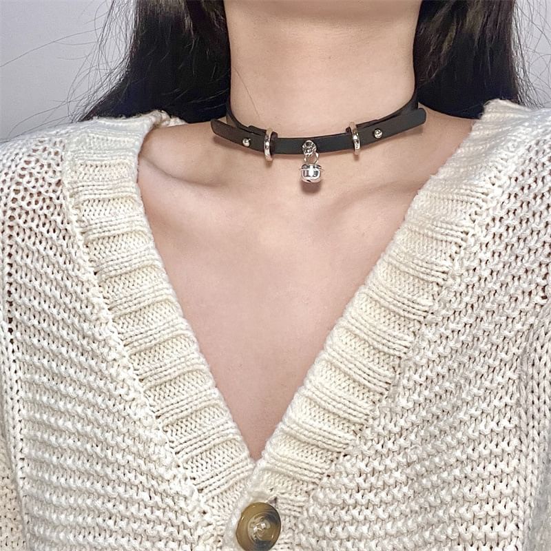 Choker Bell Leather Faux Pendant