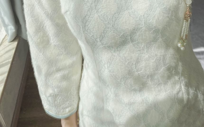 Qipao longue en dentelle brodée florale à manches longues