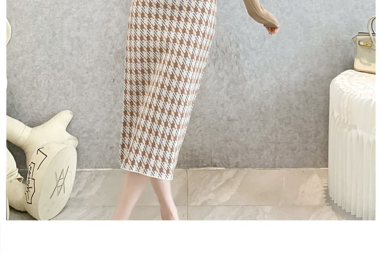 High Waist Houndstooth Midi Pencil Skirt