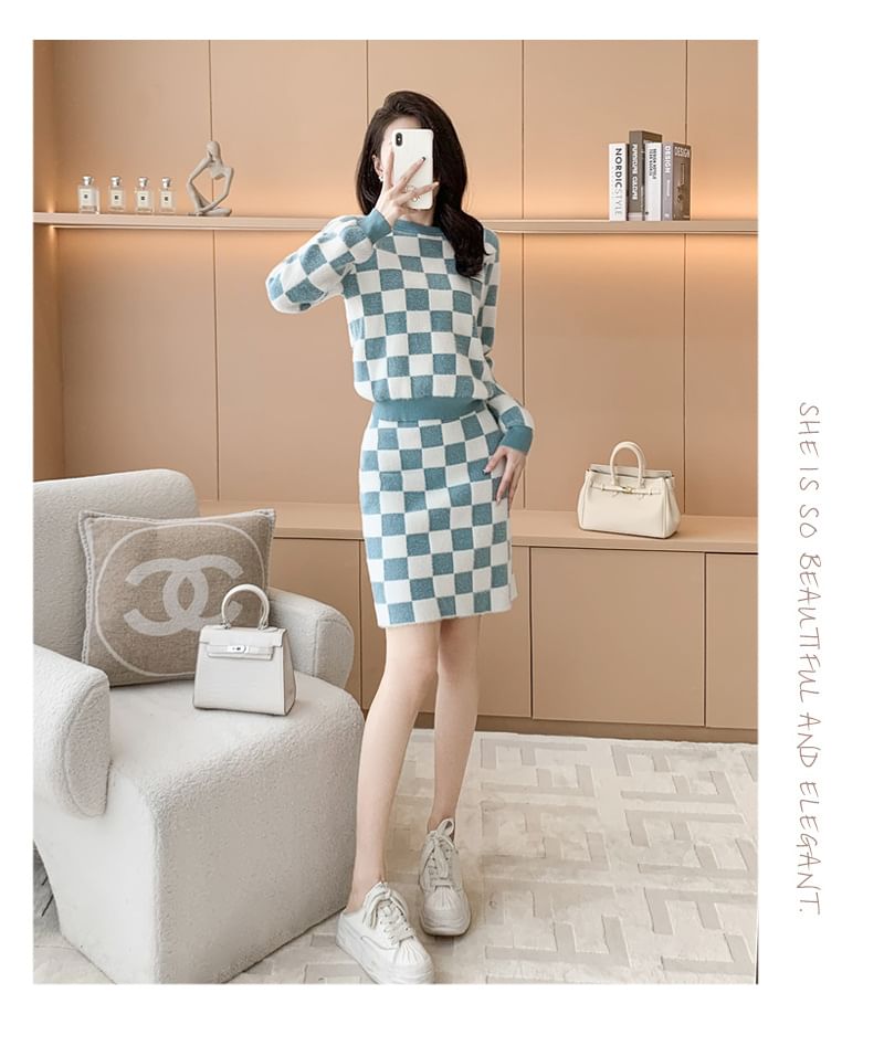 Set: Crew Neck Checkerboard Sweater + High Waist Mini Straight Skirt