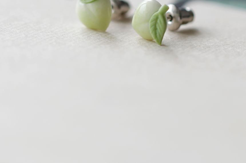 Ceramic Stud Earring Peach