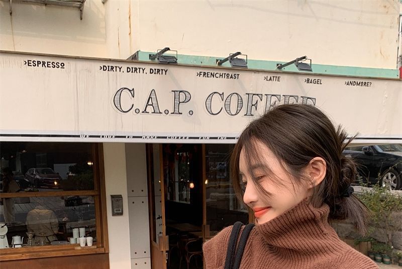 Cold-Shoulder Loose-Fit Sweater Turtleneck Plain