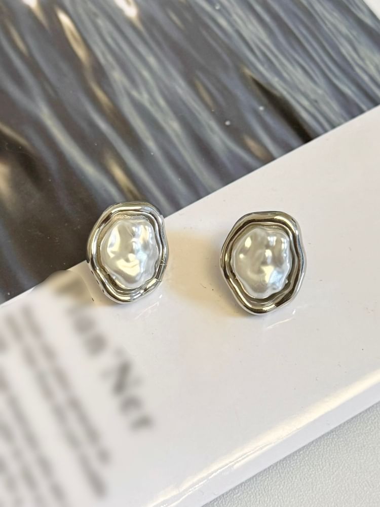 Stud Pearl Faux Ear Irregular