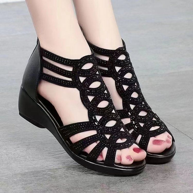Low-Heel Sandals Perforated Glitter