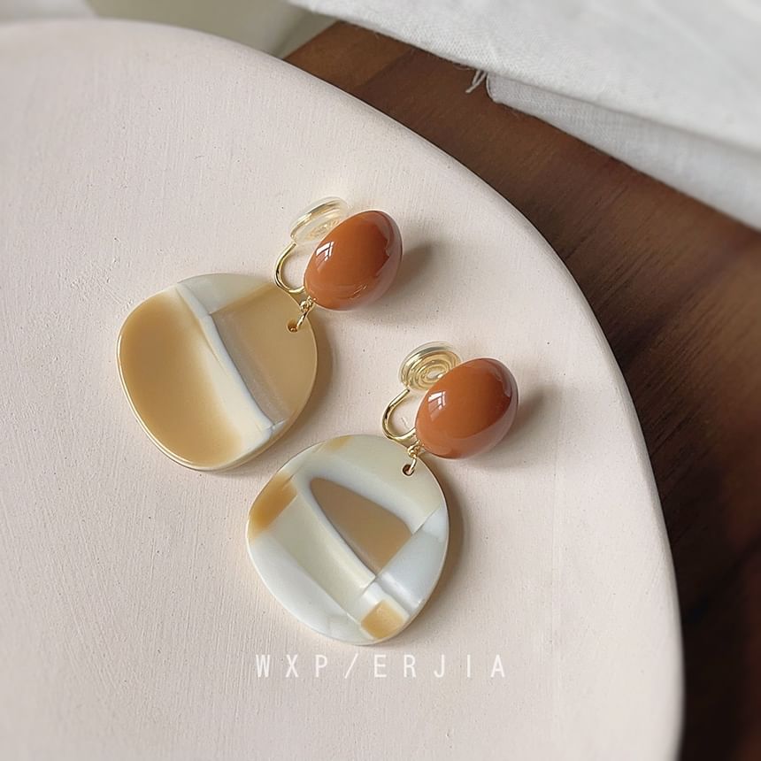 Alloy Drop Ear Cuff Acrylic