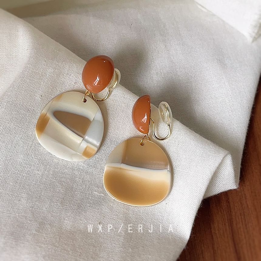 Alloy Drop Ear Cuff Acrylic