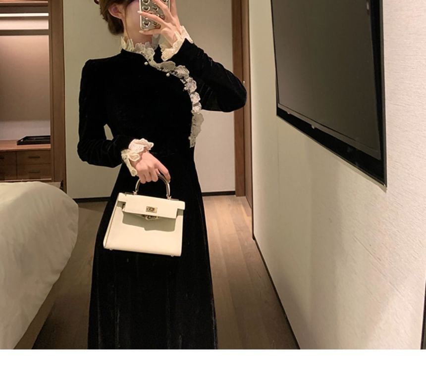 Long-Sleeve Lace Trim Velvet Midi Qipao Dress