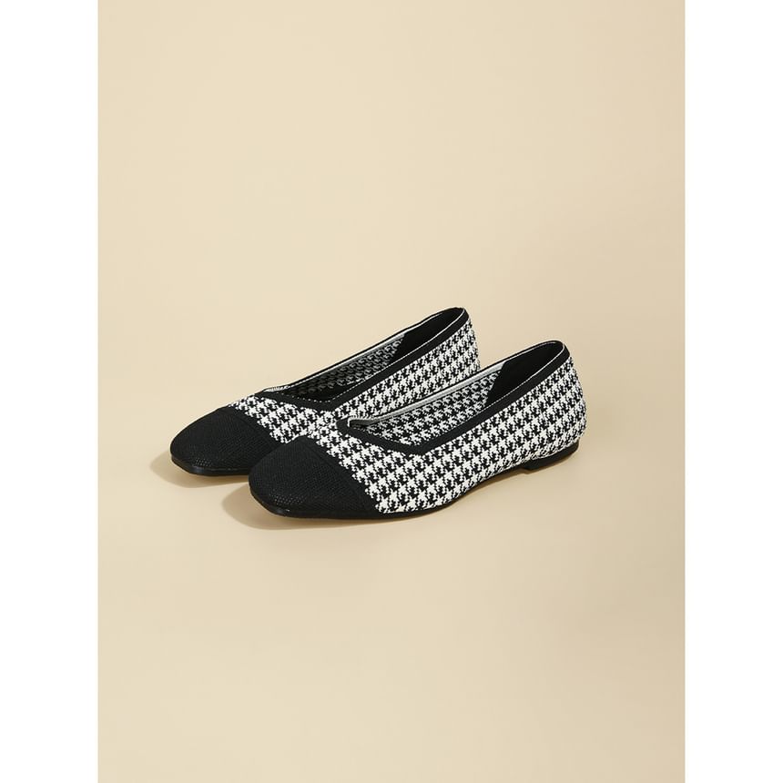 Flats Toe Woven Square