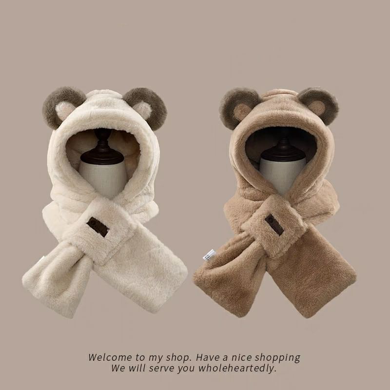 Scarfed Trapper Hat Ear Bear