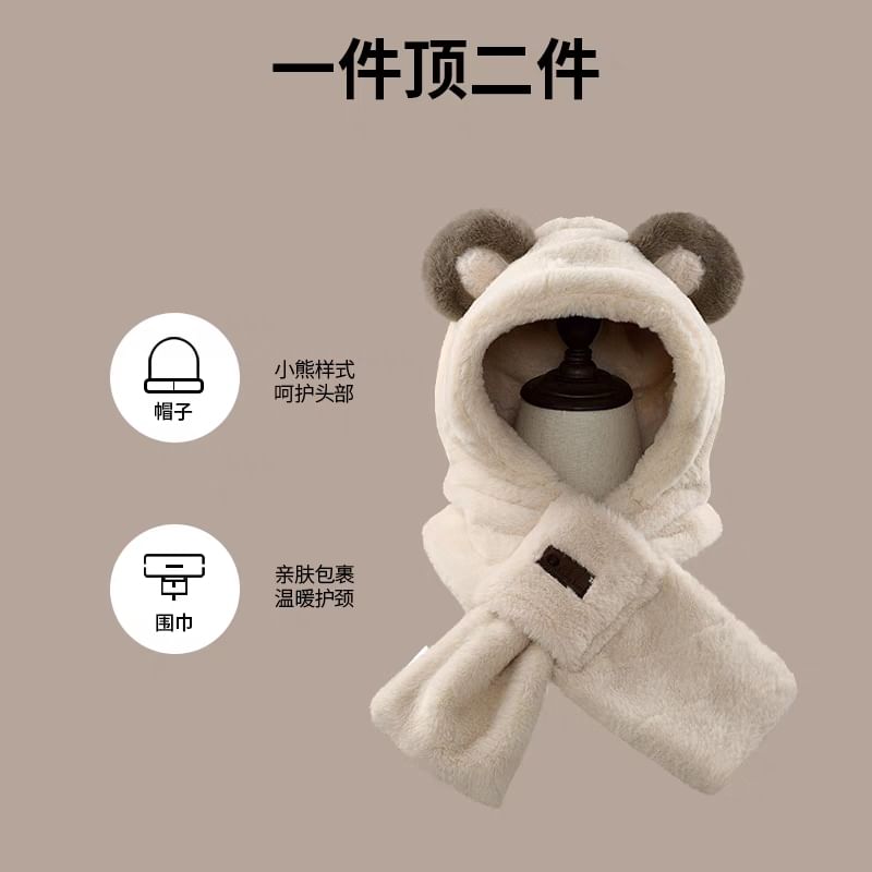 Scarfed Trapper Hat Ear Bear