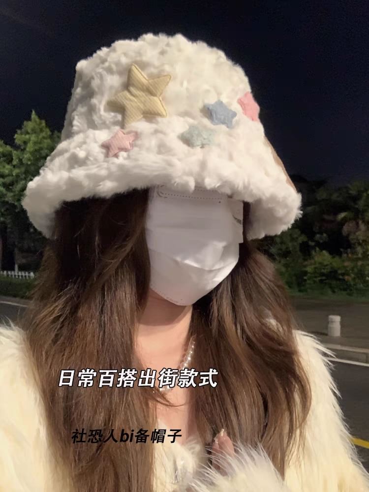 Hat Applique Bucket Fleece Star