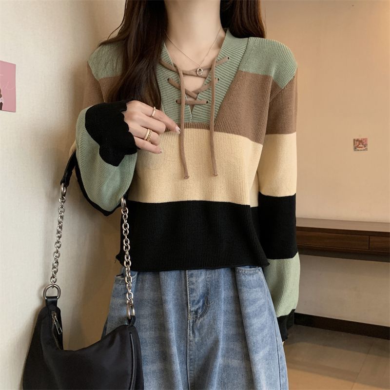 Color V-Neck Lace-Up Block Sweater