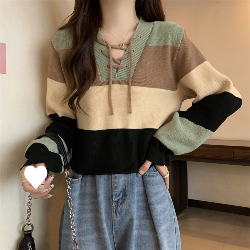 Color V-Neck Lace-Up Block Sweater