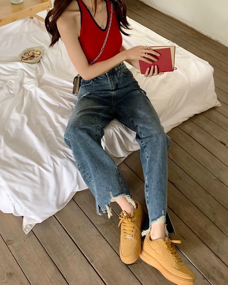 High Fit Waist Distressed Loose Jeans