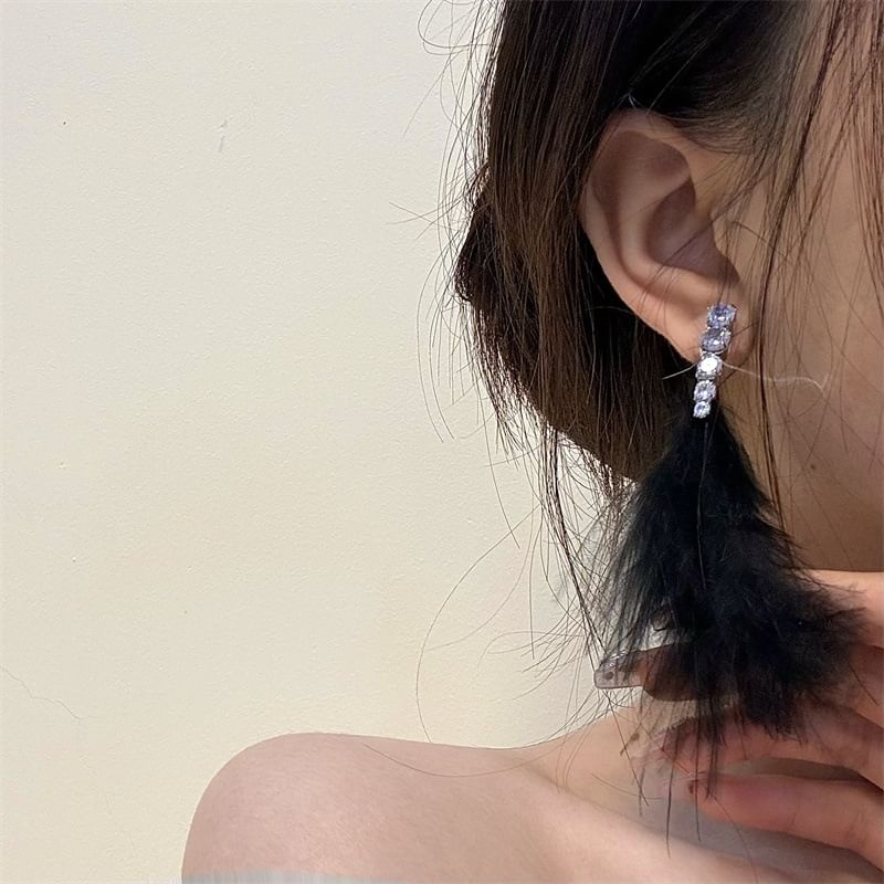 Drop Earring Feather