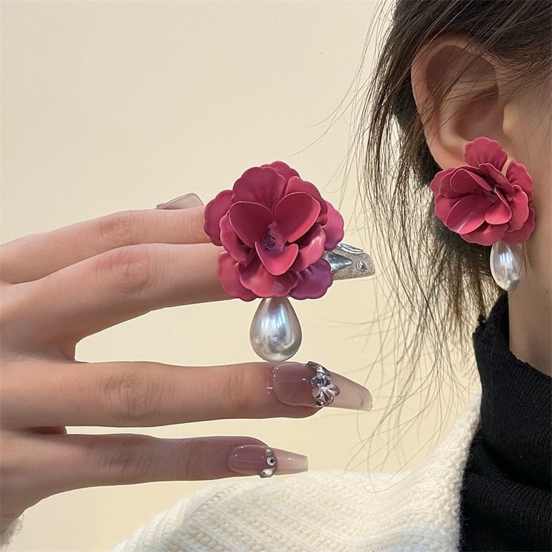 Drop Rose Earring