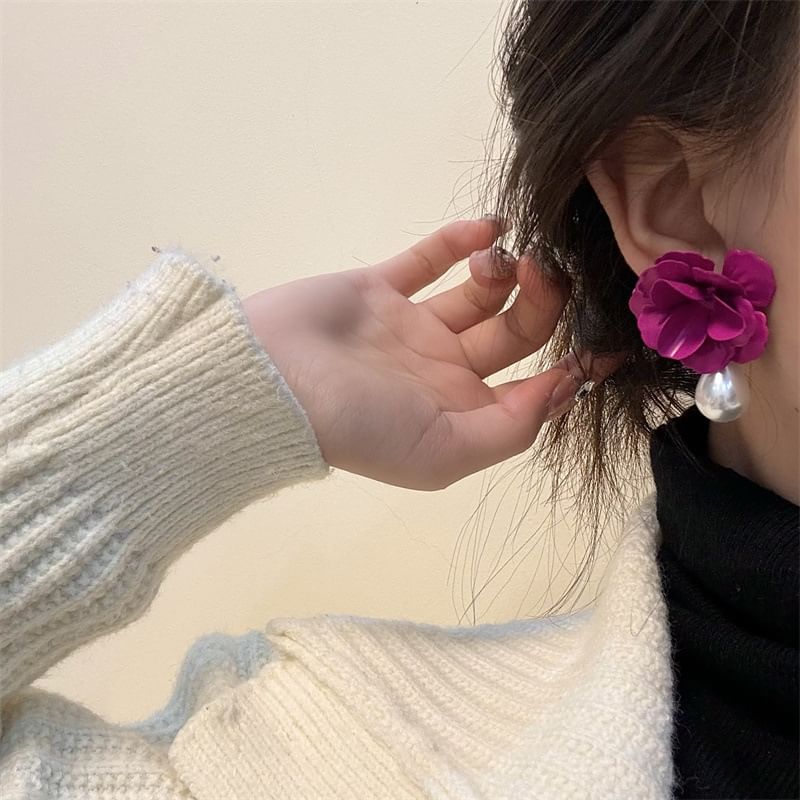 Drop Rose Earring