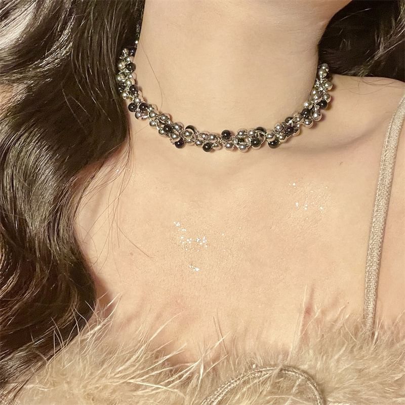 Choker Beaded Layered