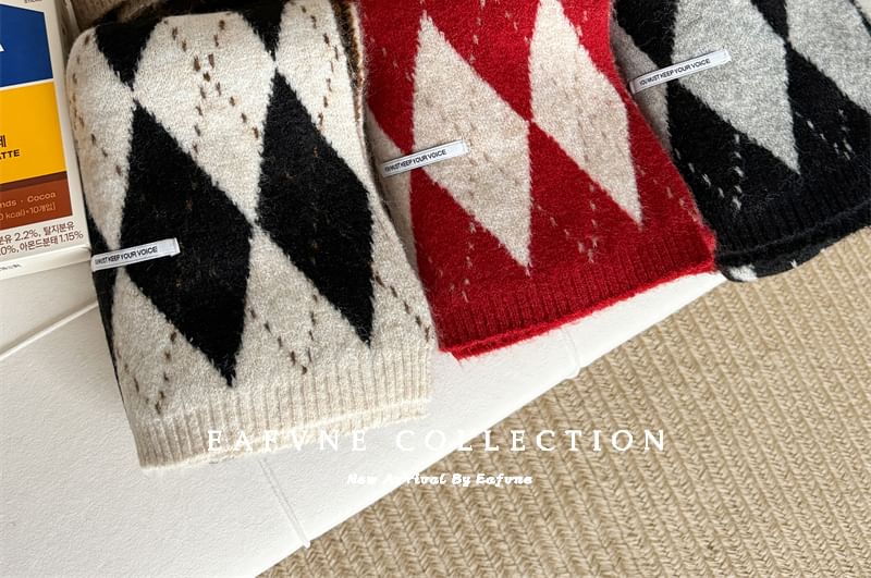 Knit Argyle Scarf