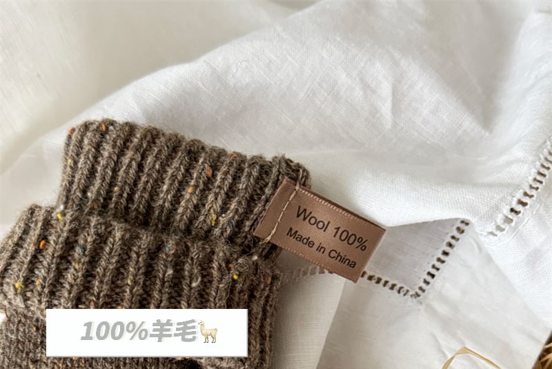 Wool Knit Applique Gloves Lettering Touchscreen