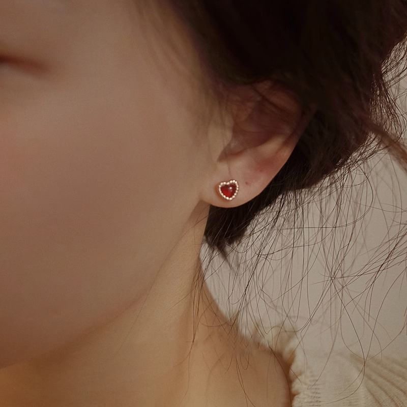 Sterling Silver Heart Stud Earring