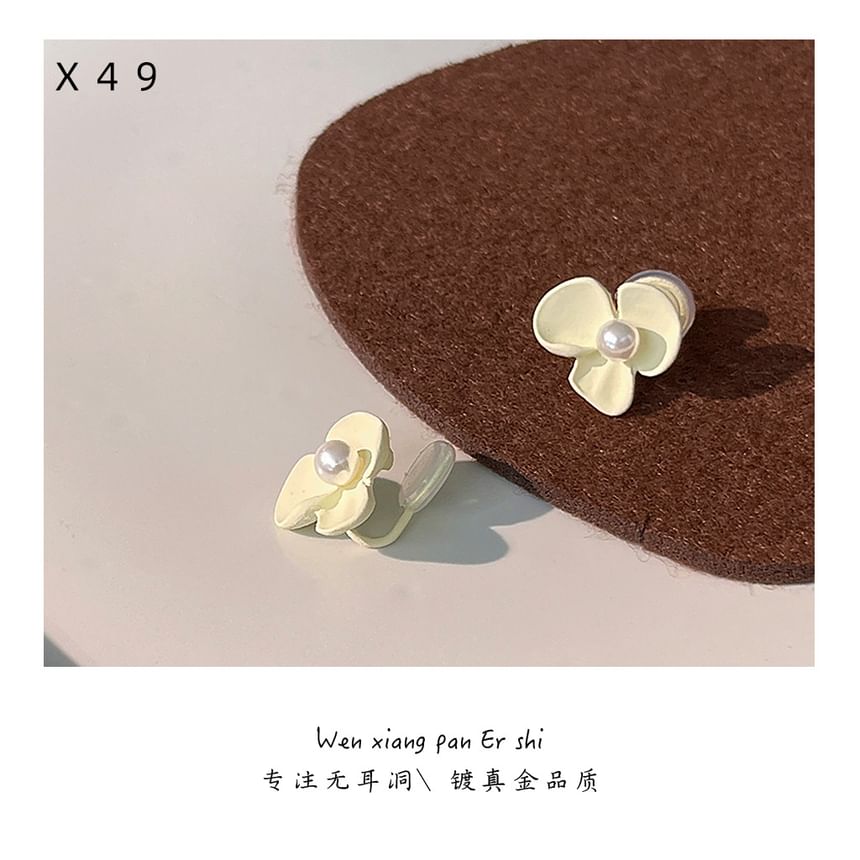 Pearl Faux Clip-On Earring Floral