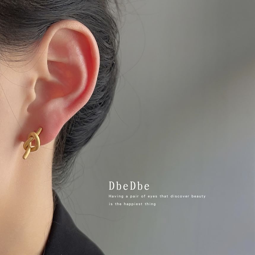 Clip-On Earring Knot
