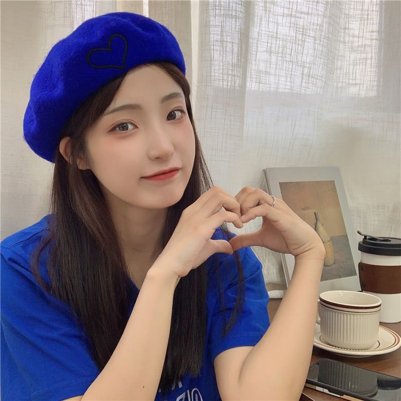 Embroidery Heart Beret