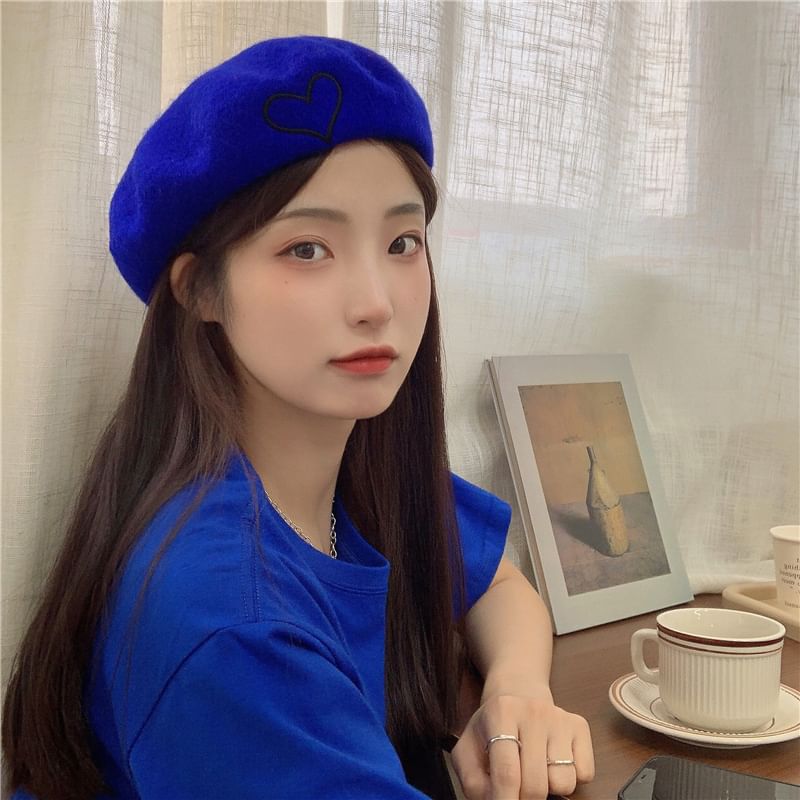 Embroidery Heart Beret