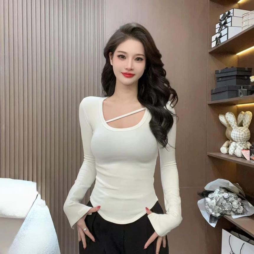 Long-Sleeve Scoop Neck Plain Asymmetrical T-Shirt