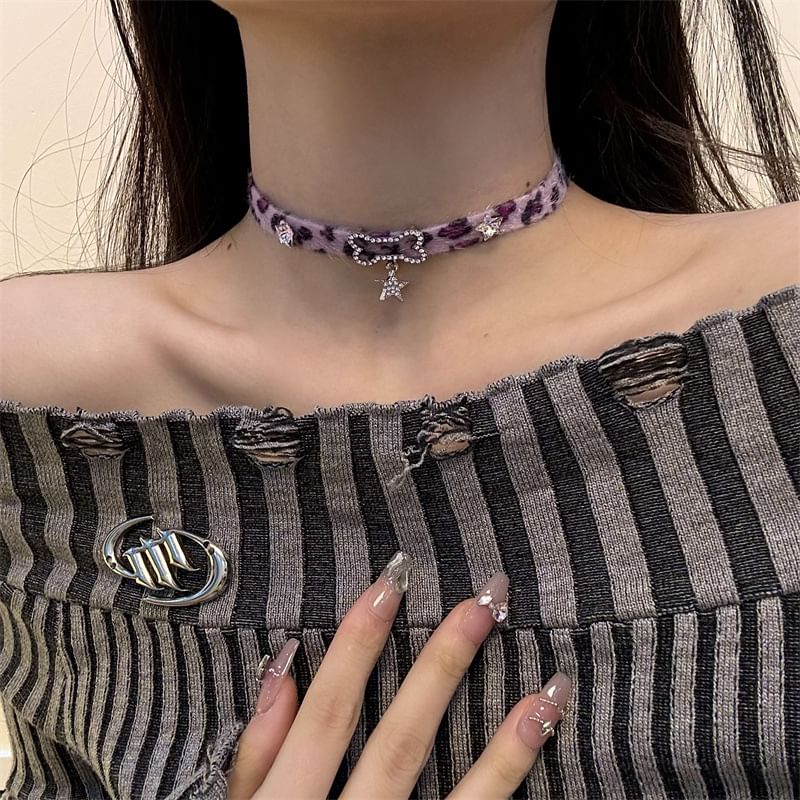 Droplet Bow Choker Print Leopard Pearl Faux Pendant