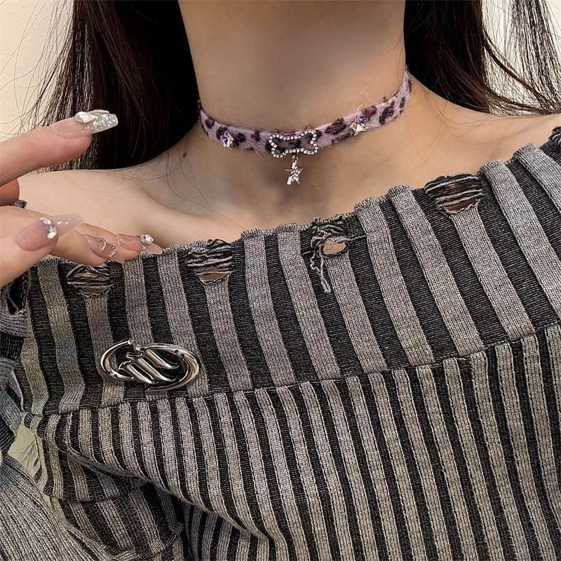 Droplet Bow Choker Print Leopard Pearl Faux Pendant