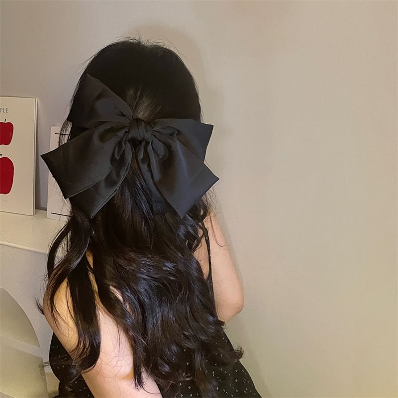 Plain Clip Hair Bow
