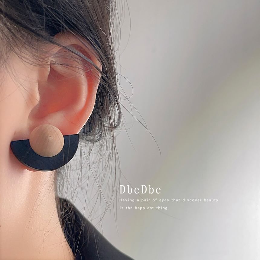 Ear Wooden Cuff Geometric