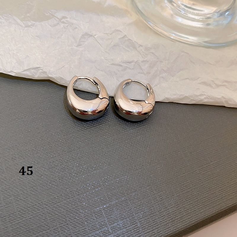 Designs) (Various Tone Earring Silver