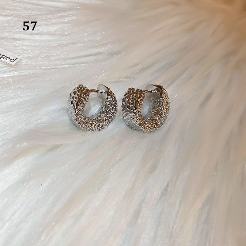 (Various Earring Designs) Silver Tone