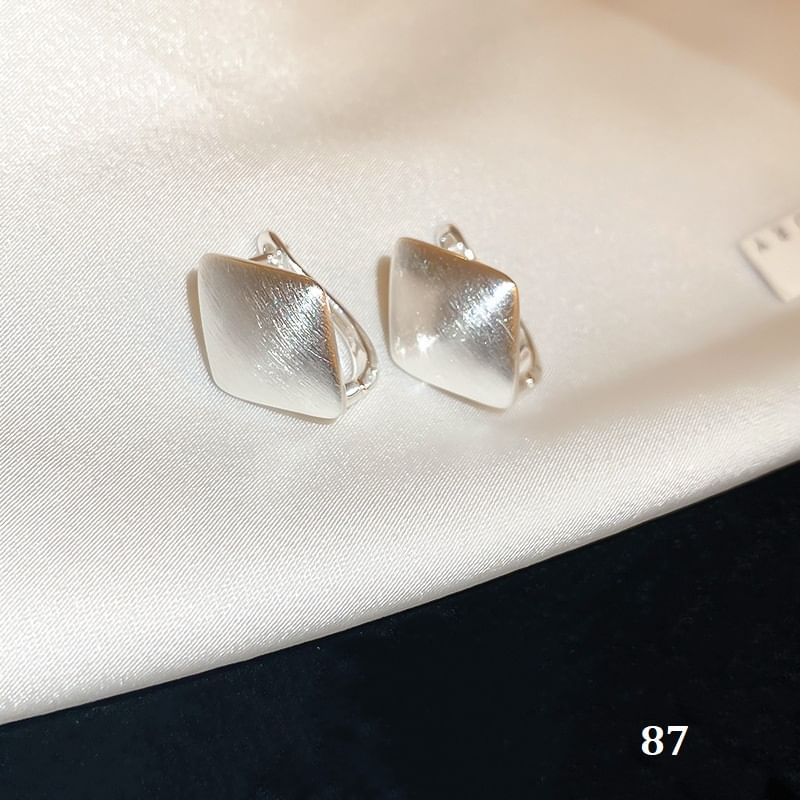 Earring Designs) (Various Silver Tone