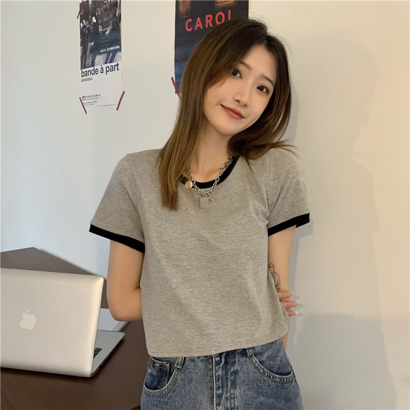 Contrast Crew Short-Sleeve Crop Trim T-Shirt Neck